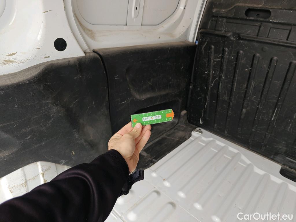  Peugeot  Partner PEUGEOT  / 2018 / 4P / furgón derivado de turismo Premium Standard 600kg BlueHDi 73kW (AC) #8