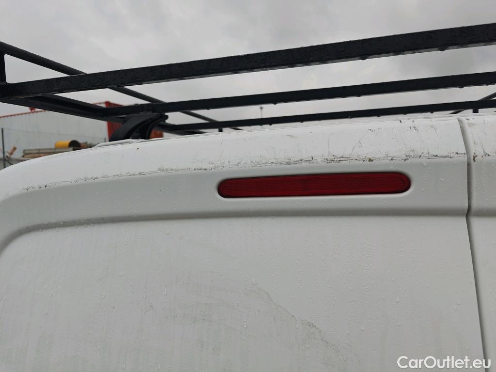  Peugeot  Partner PEUGEOT  / 2018 / 4P / furgón derivado de turismo Premium Standard 600kg BlueHDi 73kW (AC) #32