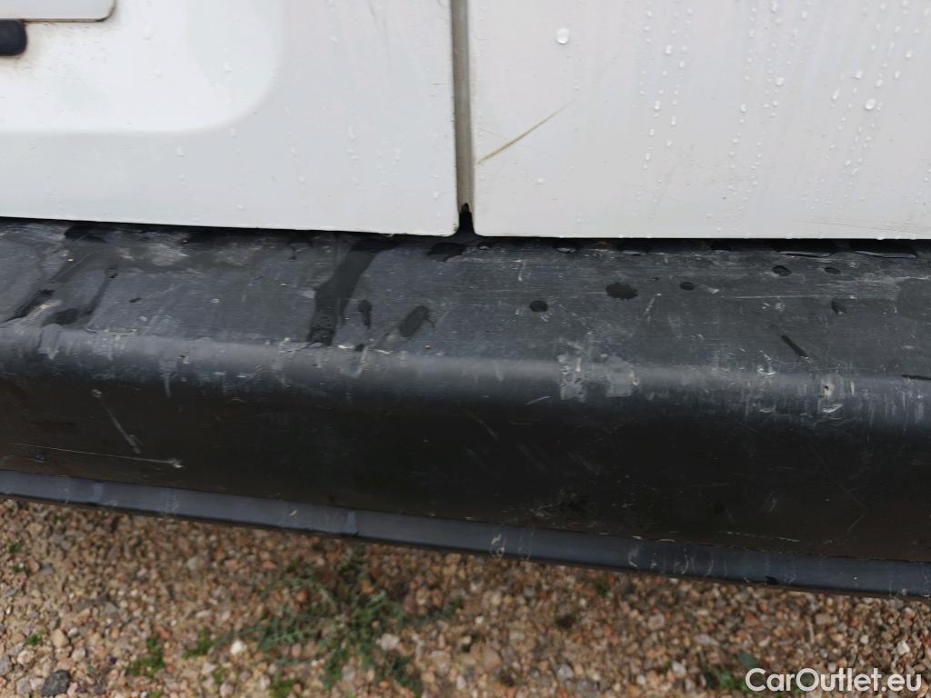  Peugeot  Partner PEUGEOT  / 2018 / 4P / furgón derivado de turismo Premium Standard 600kg BlueHDi 73kW (AC) #58