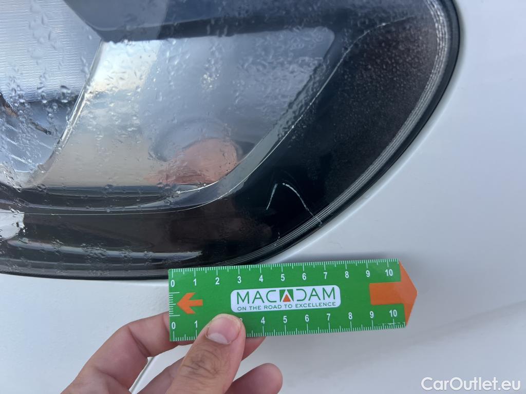  Opel  Vivaro OPEL  / 2019 / 4P / combi 1.5 Diésel 88kW (120CV) L Std Express #31