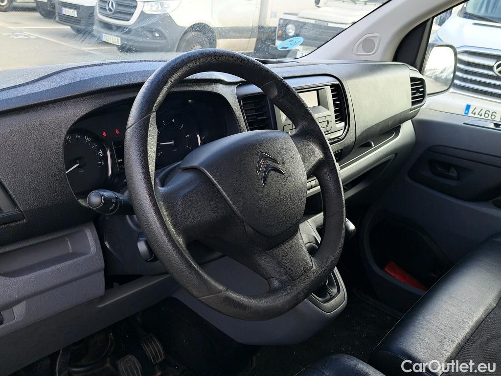  Citroen  Jumpy CITROEN  / 2016 / 4P / furgón Talla M BlueHDi 100 S&S 6v Control #40