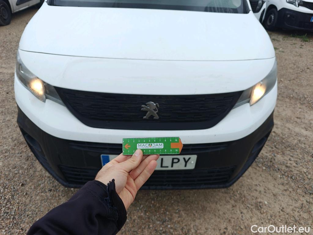  Peugeot  Partner PEUGEOT  / 2018 / 4P / furgón derivado de turismo Premium Standard 600kg BlueHDi 73kW (AC) #80