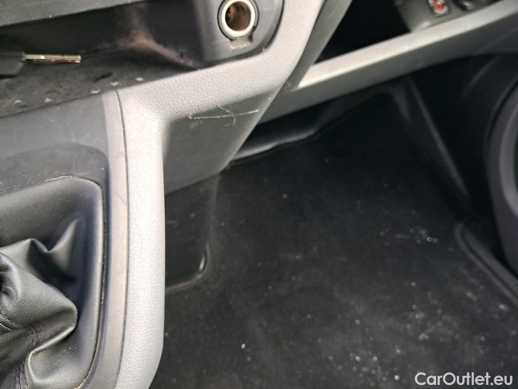  Citroen  Jumpy CITROEN  / 2016 / 4P / furgón Talla M BlueHDi 100 S&S 6v Control #26