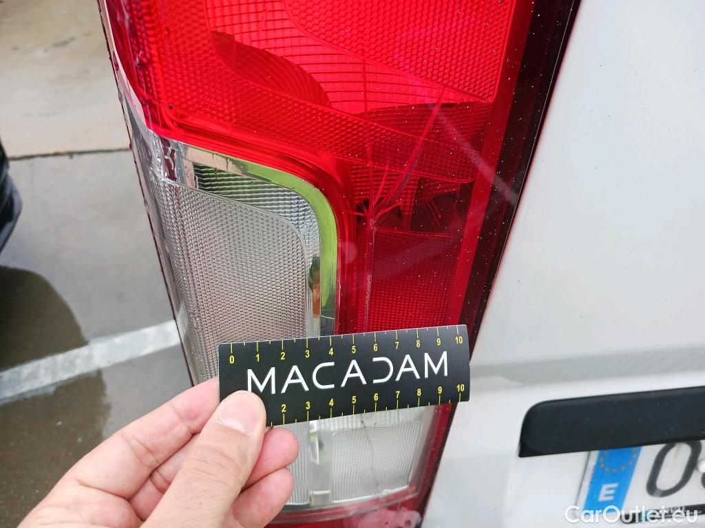  Peugeot  Boxer  Furgón Techo Elevado 335 L2H2 Premium BlueHDi 140 Stop&Start HDi #2