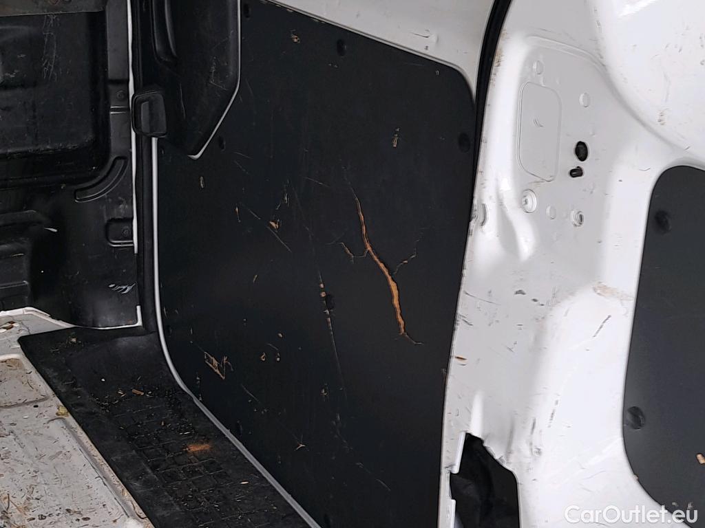  Citroen  Jumpy CITROEN  / 2016 / 4P / furgón Talla M BlueHDi 100 S&S 6v Control #39