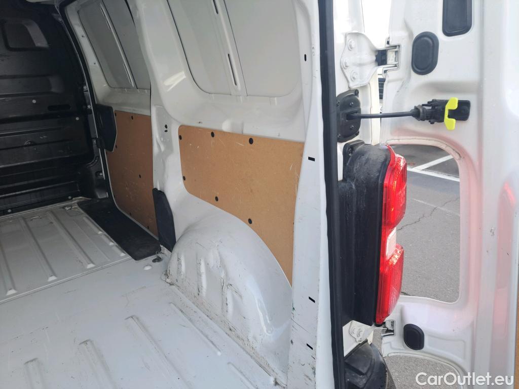  Peugeot  Expert PEUGEOT  / 2016 / 4P / furgón Furgón Pro BlueHDi 90KW (120) Standard #6