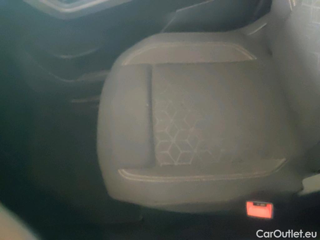  Peugeot  RIFTER PEUGEOT  / 2018 / 5P / monovolumen compacto Active Long BlueHDi 73kW #8