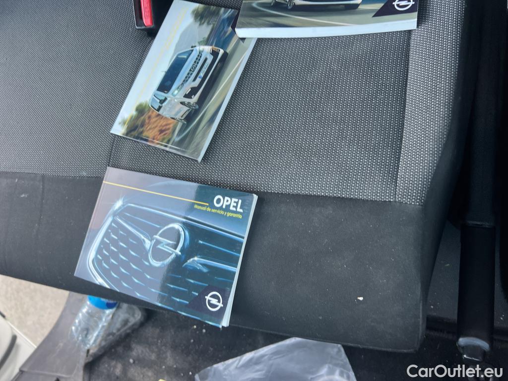  Opel  Vivaro OPEL  / 2019 / 4P / combi 1.5 Diésel 88kW (120CV) L Std Express #39