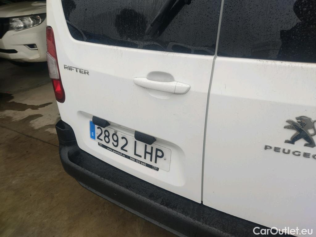  Peugeot  RIFTER PEUGEOT  / 2018 / 5P / monovolumen compacto Active Long BlueHDi 73kW #13