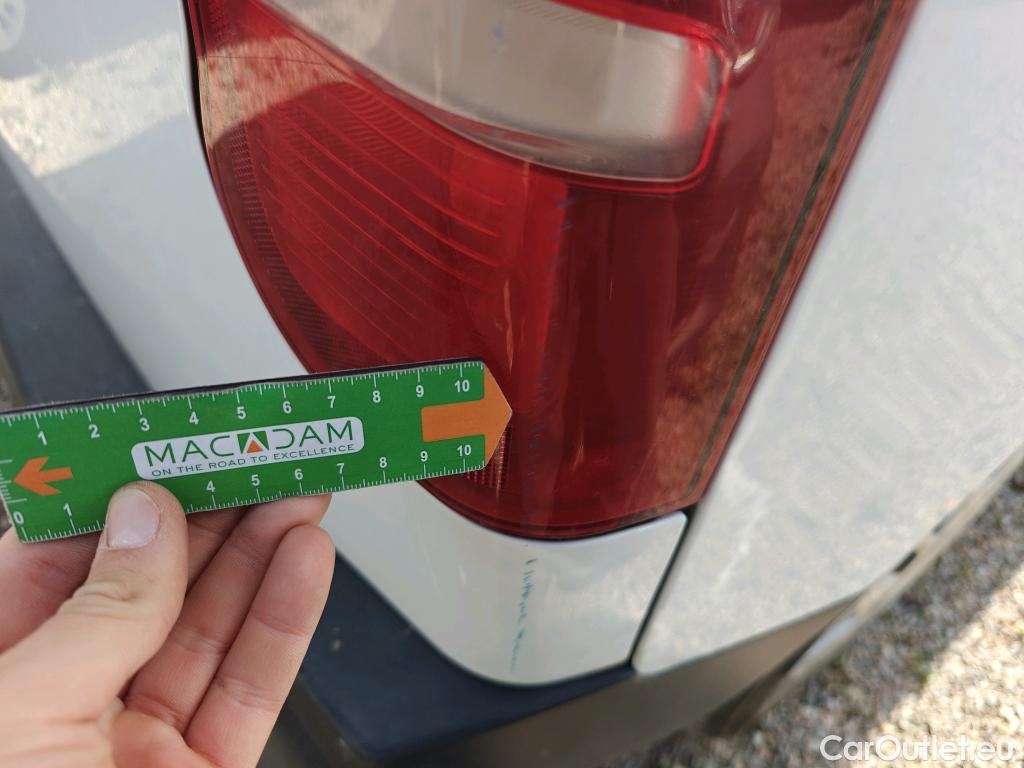  Opel  Combo OPEL  Life / 2018 / 5P / combi 1.5 TD 75kW (100CV) S/S Edition L (IND) #12