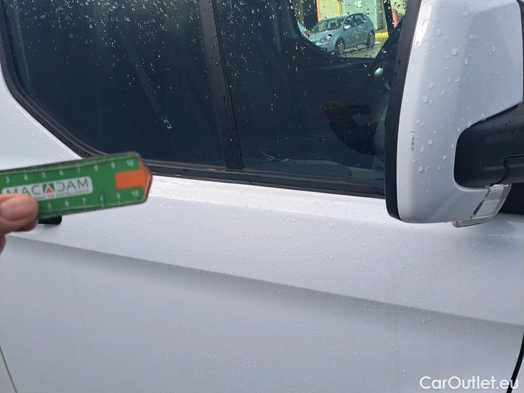  Ford  Transit FORD  Custom / 2012 / 4P / furgón 340 L1 Van Trend Plug-in Hybrid 92,9 kW #17