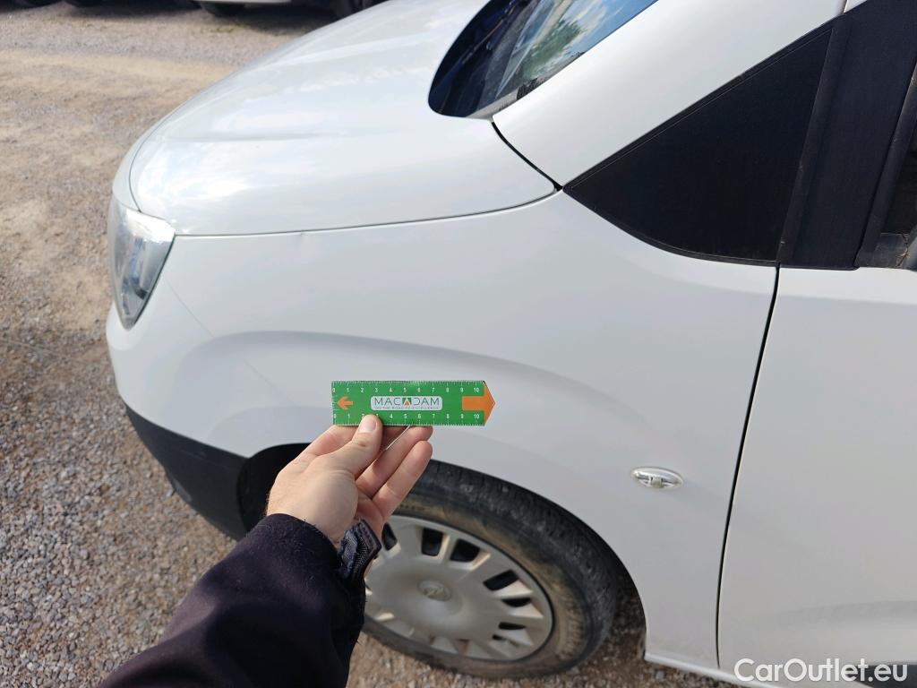  Opel  Combo OPEL  Life / 2018 / 5P / combi 1.5 TD 75kW (100CV) S/S Edition L (IND) #31