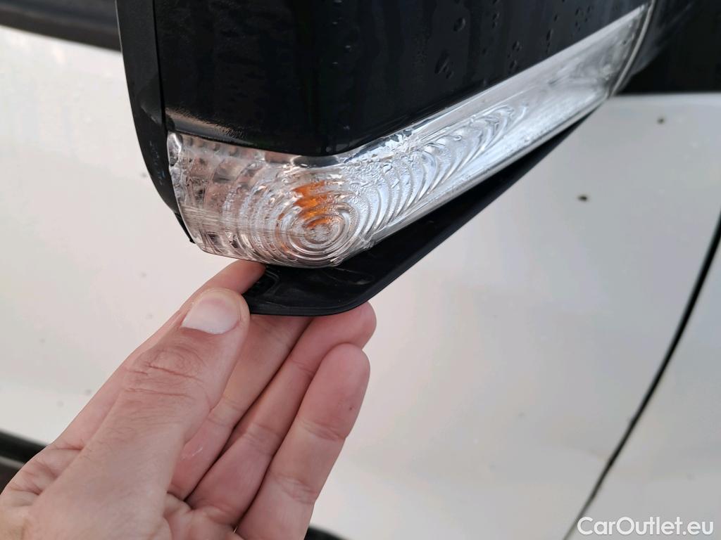  Fiat  Doblo FIAT Doblò Cargo/2015/4P/furgón derivado de turismo Cargo SX 1.3 Mjet 70 kW (95 CV) #17