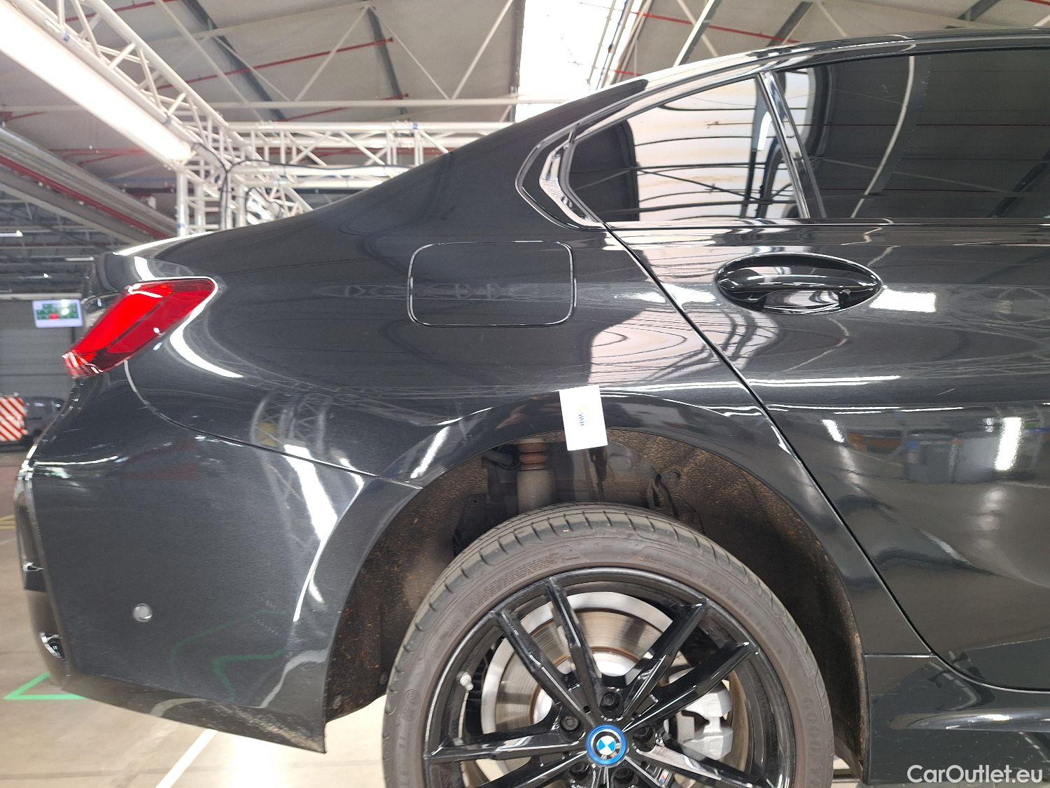  Bmw  Serie 3 BMW, 3-serie FL'22 PHEV, BMW 3 Reeks Berline 330e (215 kW) 4d #9