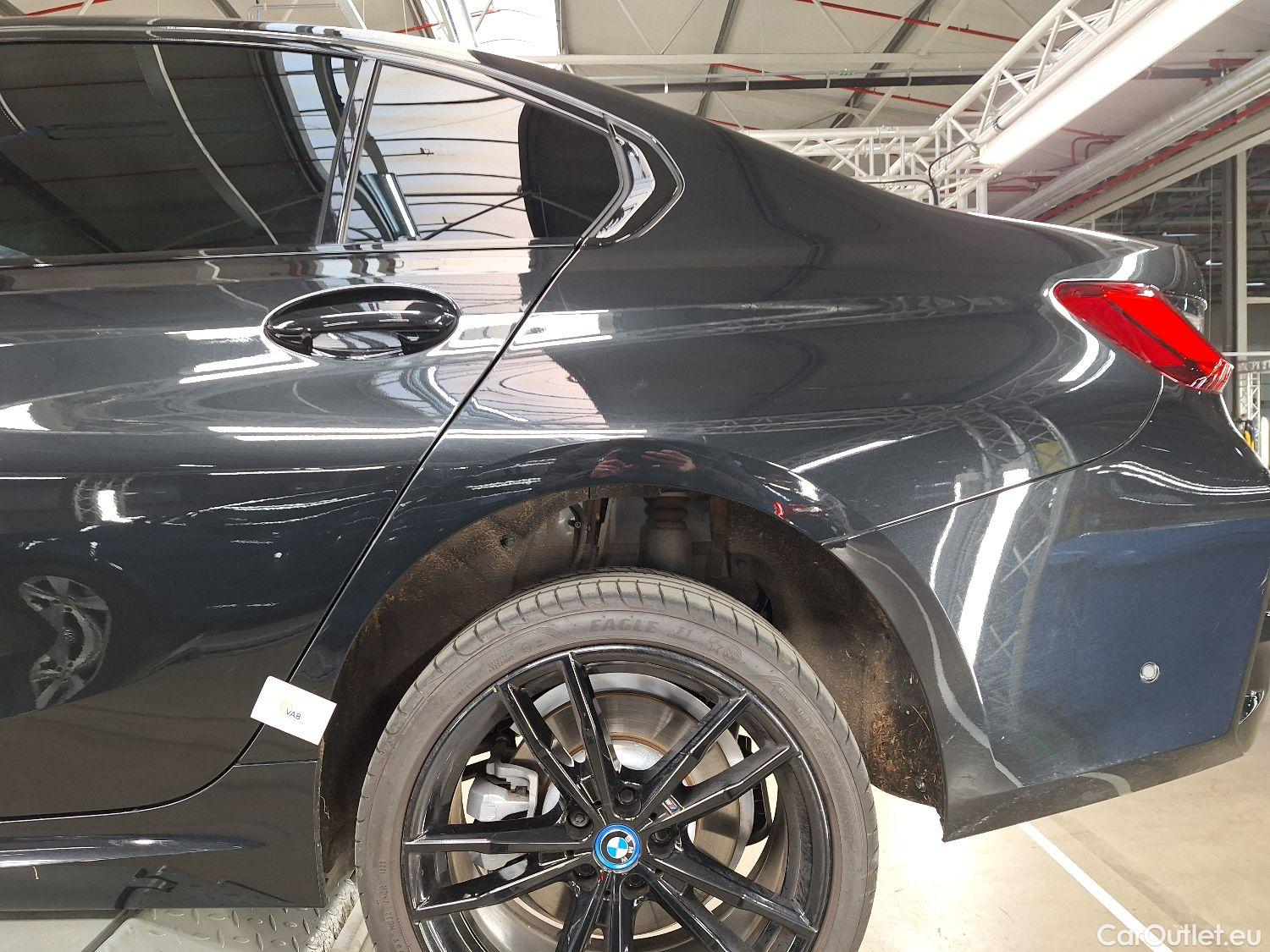  Bmw  Serie 3 BMW, 3-serie FL'22 PHEV, BMW 3 Reeks Berline 330e (215 kW) 4d #18