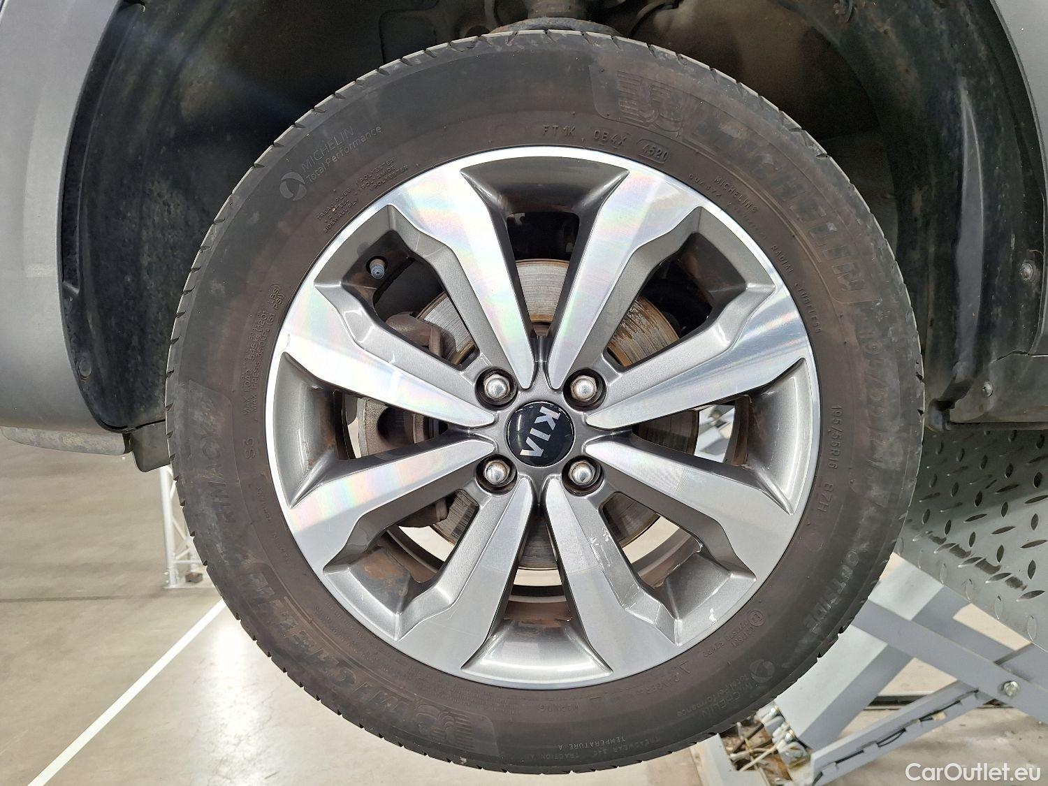  KIA  STONIC Kia,  FL'20, KIA  1.2 Must 5d #14