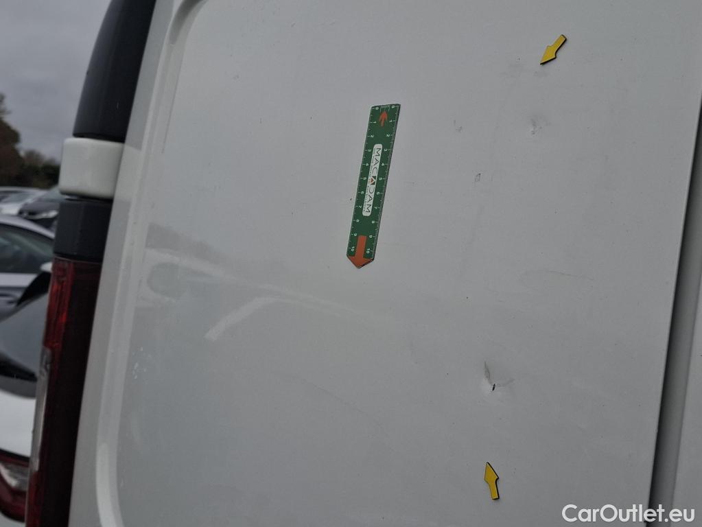  Renault  Trafic RENAULT  / 2014 / 4P / Fourgon tôlé FG GCFL1H1 1000 dCi95 Stop&Start E6 #14