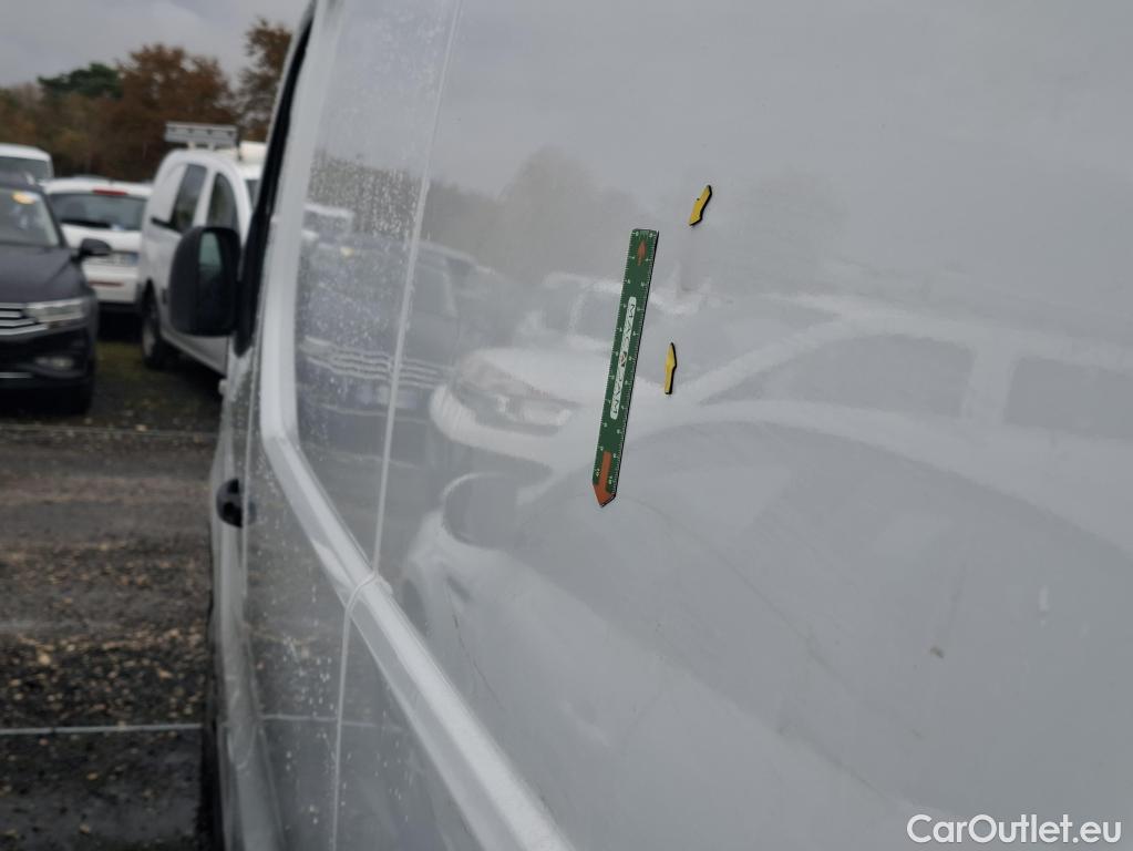  Renault  Trafic RENAULT  / 2014 / 4P / Fourgon tôlé FG GCFL1H1 1000 dCi95 Stop&Start E6 #9