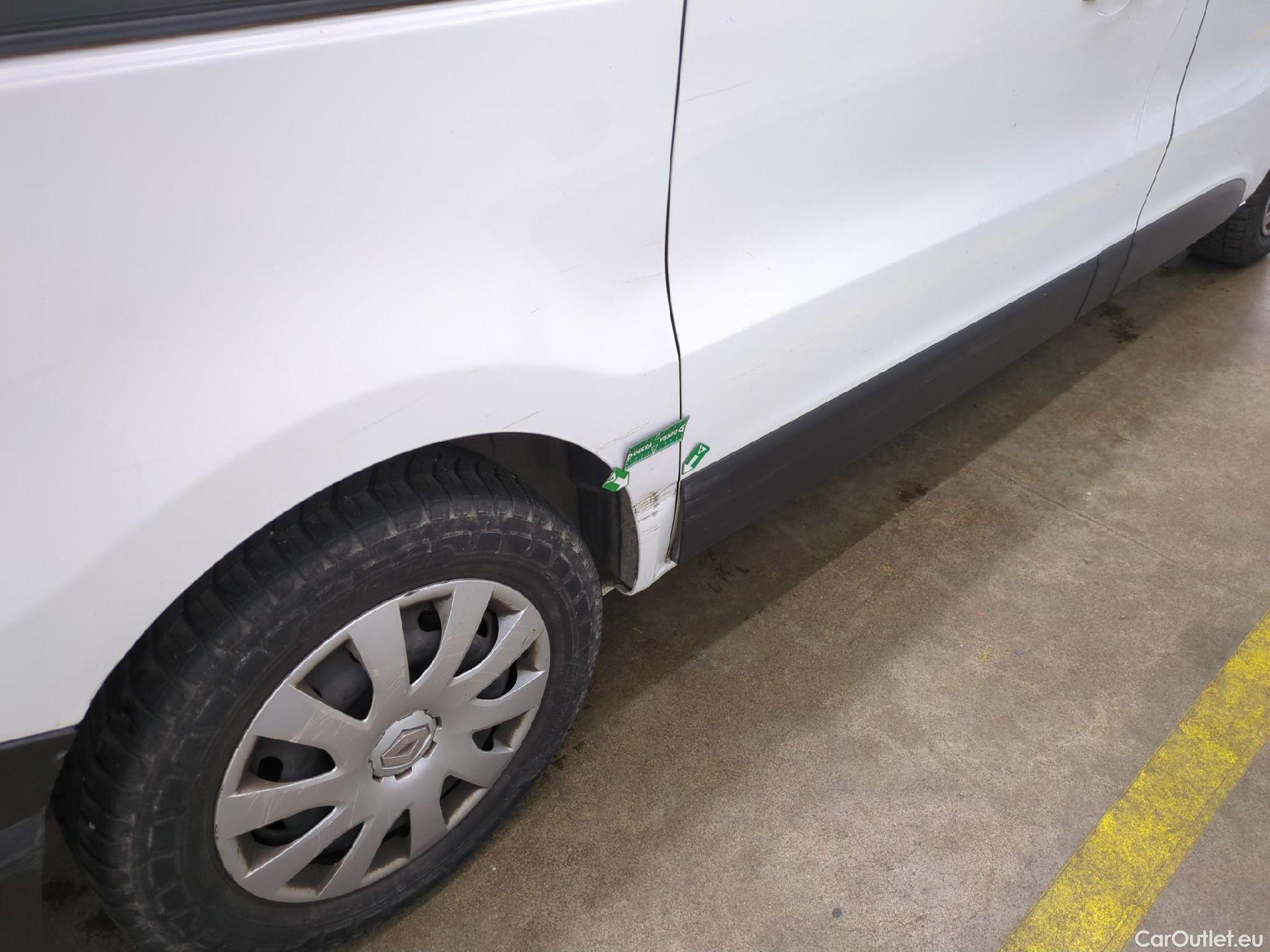  Renault  Trafic  Furgon Grand Confort L1H1 1000 1.6 dCi 120CV BVM6 E6 #24