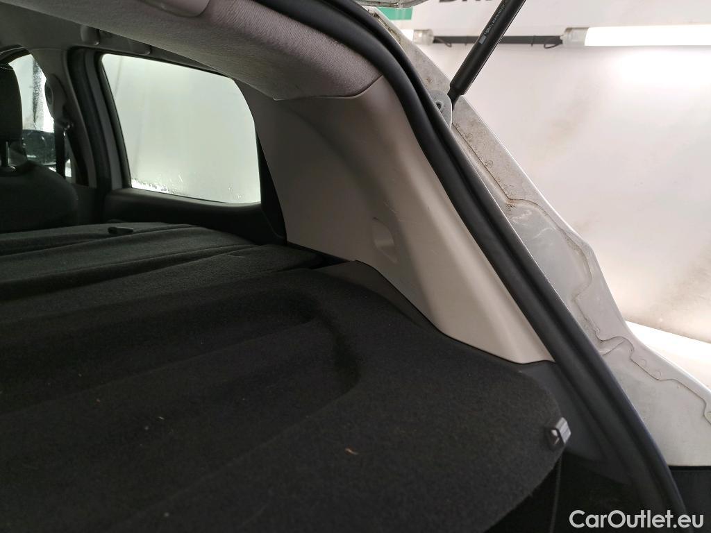  Renault  Clio  IV Air MediaNav 1.5 dCi 75CV BVM5 E6 #10