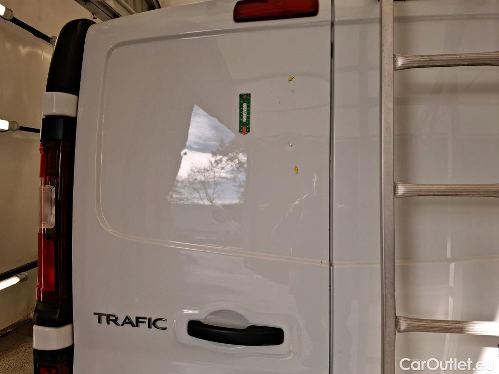  Renault  Trafic RENAULT  / 2014 / 4P / Fourgon tôlé FG GCFL1H1 1000 dCi95 Stop&Start E6 #11