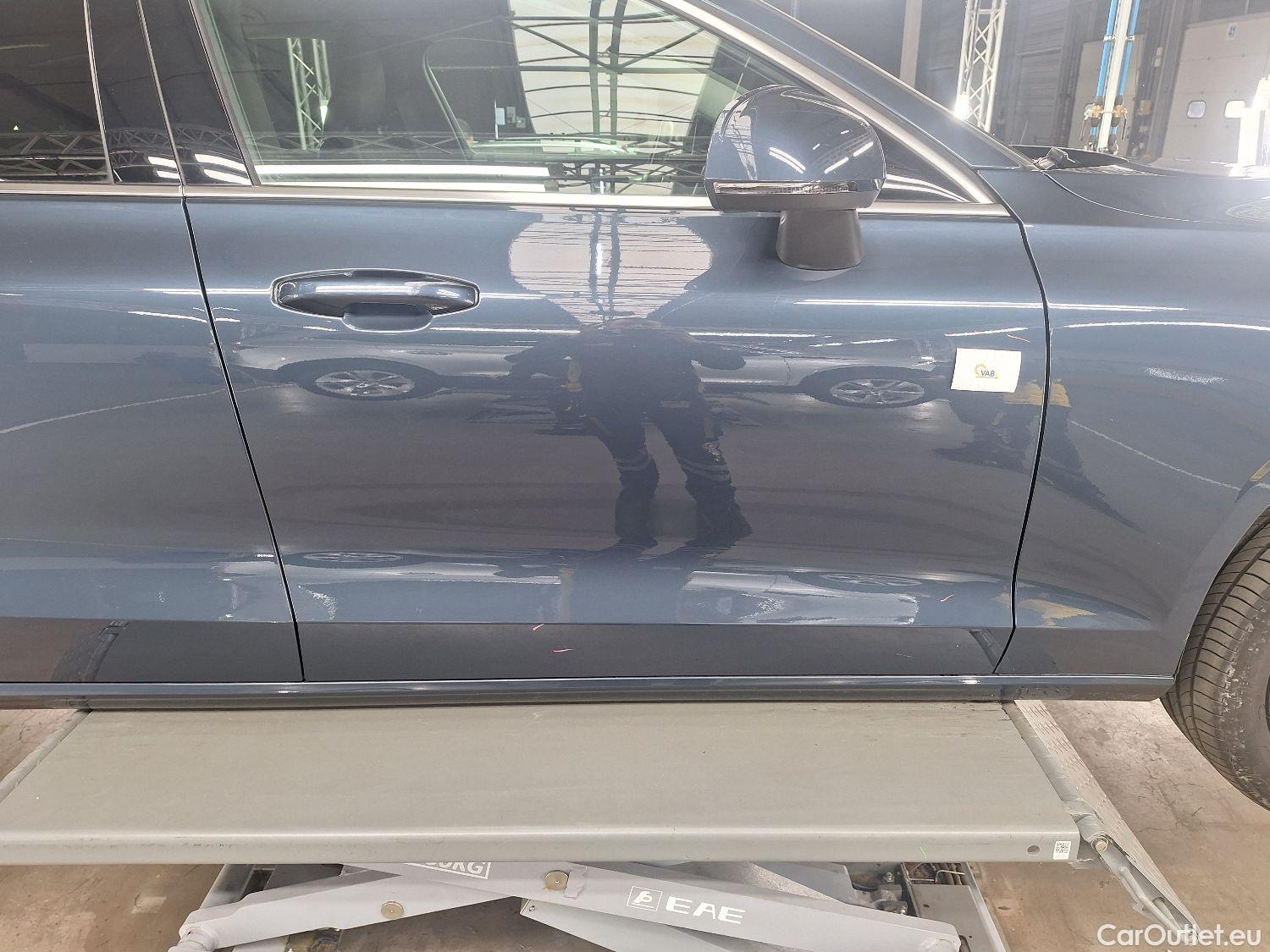  Volvo  V60 Volvo,  FL'22, Volvo  B3 Core DCT 5d #6