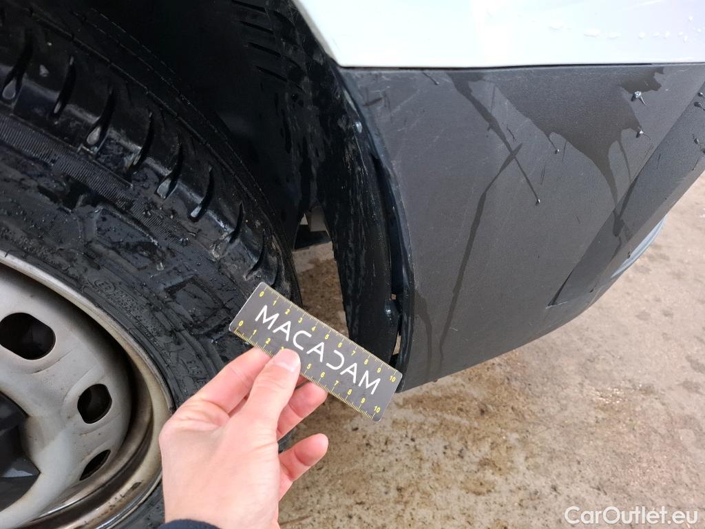  Renault  Trafic  Fourgon L2H1 3T Grand Confort 2.0 dCi 130CV BVM6 E6d #10