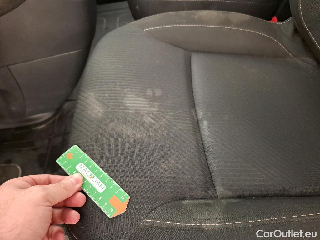  Renault  Trafic RENAULT  / 2014 / 4P / Fourgon tôlé FG GCFL1H1 1000 dCi95 Stop&Start E6 #29