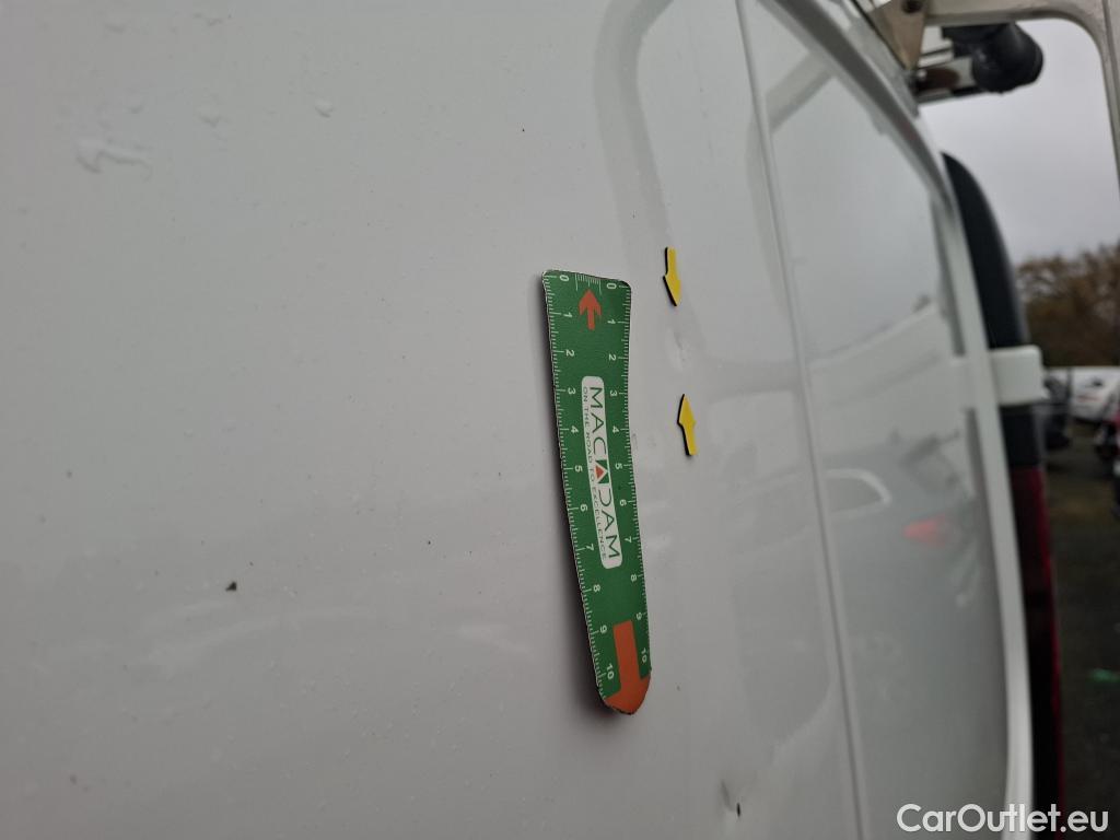  Renault  Trafic RENAULT  / 2014 / 4P / Fourgon tôlé FG GCFL1H1 1000 dCi95 Stop&Start E6 #19