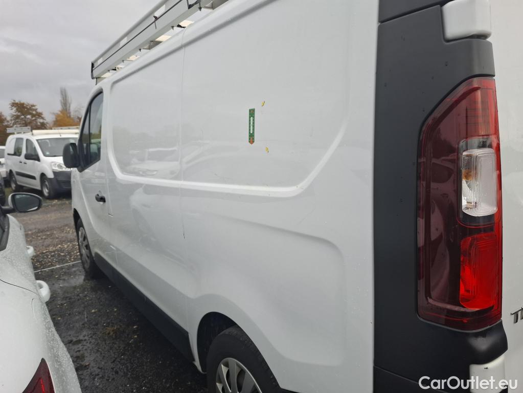  Renault  Trafic RENAULT  / 2014 / 4P / Fourgon tôlé FG GCFL1H1 1000 dCi95 Stop&Start E6 #8