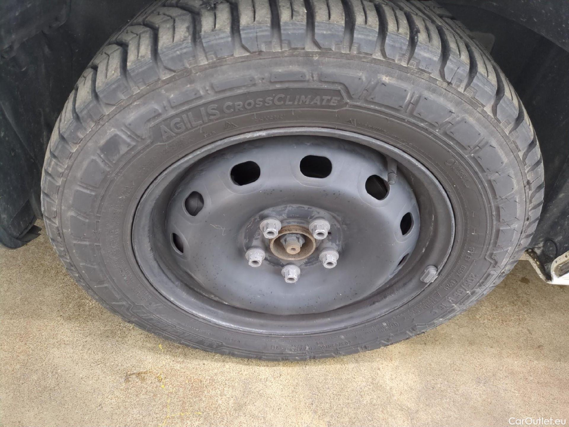  Renault  Trafic  Furgon Grand Confort L1H1 1000 1.6 dCi 120CV BVM6 E6 #18