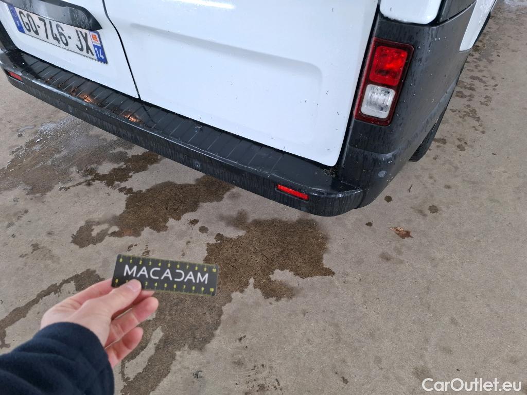  Renault  Trafic  Fourgon L2H1 3T Grand Confort 2.0 dCi 130CV BVM6 E6d #4