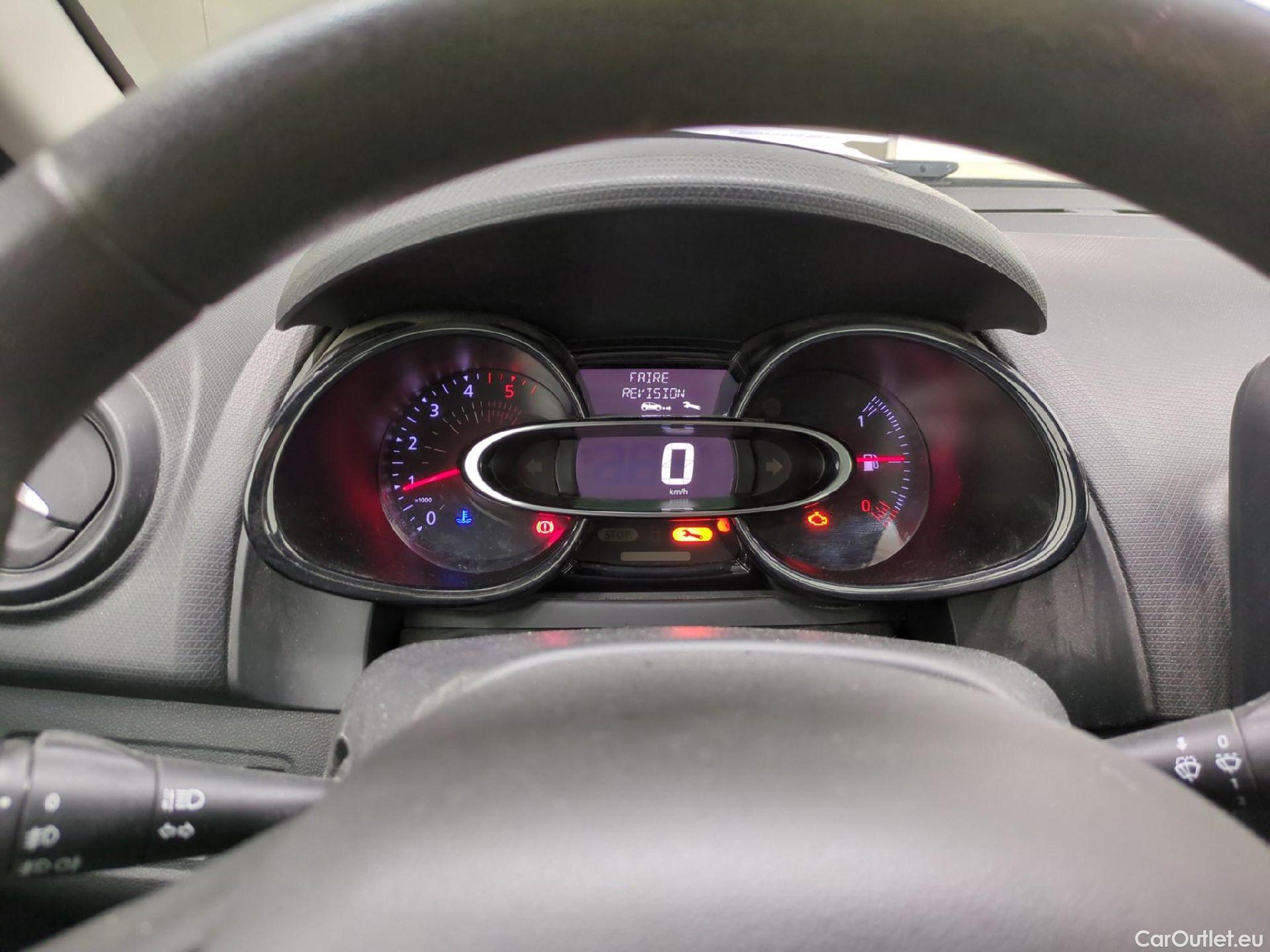  Renault  Clio  IV Air 1.5 dCi 75CV BVM5 E6 #16