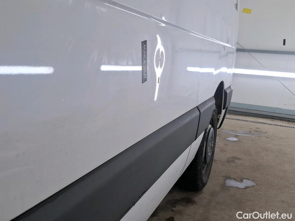  Renault  Master  III Fourgon L2H2 3 5 Grand Confort dCi 130CV BVM6 E6 #7