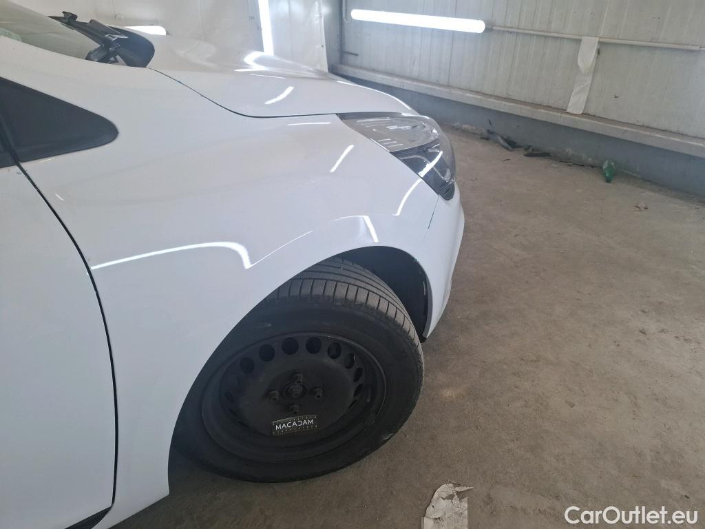  Renault  Clio RENAULT  Société VU 5p Berline Air Medianav dCi 90 #39