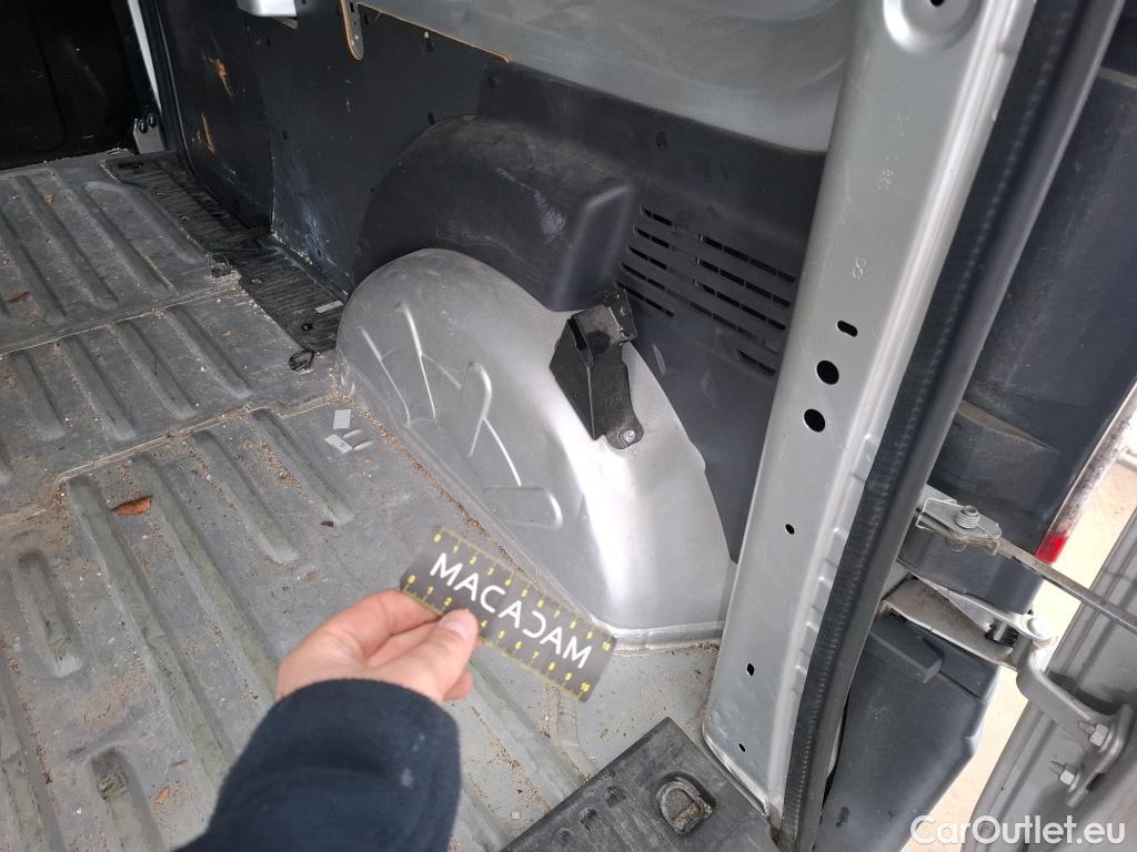  Renault  Kangoo RENAULT  Express VU 4p Fourgonnette Gd Volume Confort 1.5 dCi 90 #50