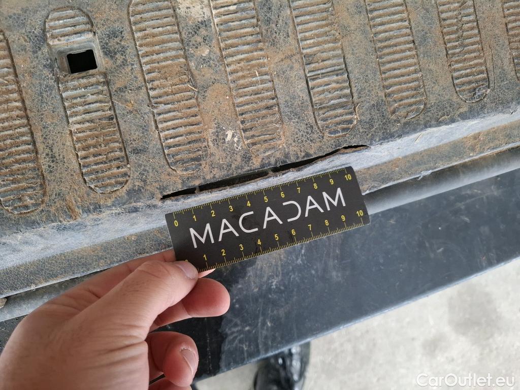  Renault  Master  III Fourgon L2H2 3 5 Grand Confort dCi 130CV BVM6 E6 #42