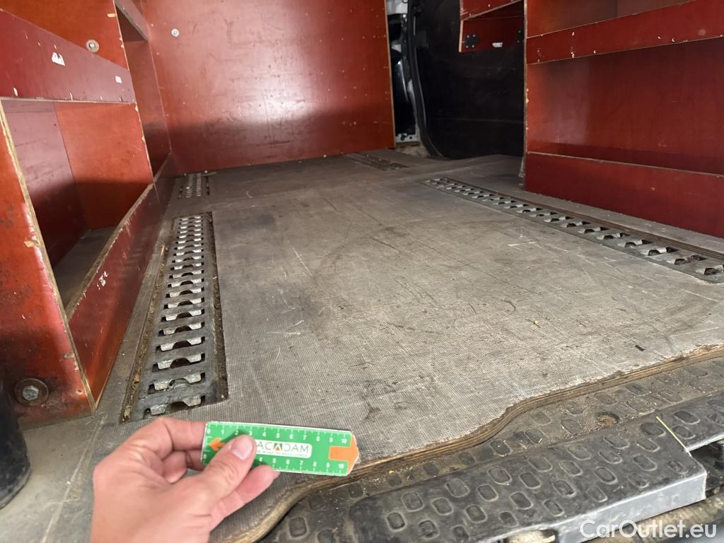  Renault  Trafic RENAULT  VU 4p Fourgon FG GCFL1H1 1200 dCi95 Stop&Start E6 #19