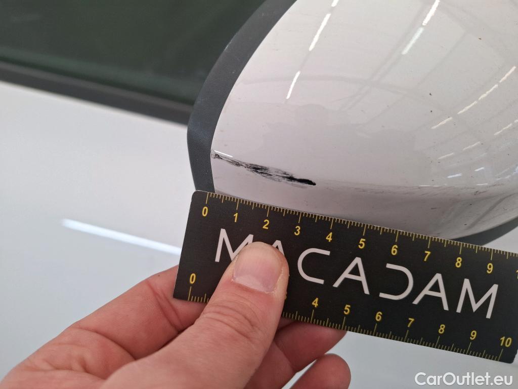  Renault  Megane  IV Berline 5pt. Société Air Nav 1.5 dCi 90CV BVM6 E6 #22