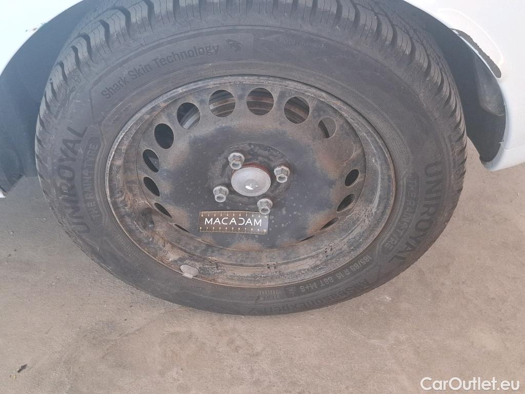  Renault  Clio RENAULT  Société VU 5p Berline Air Medianav dCi 90 #34