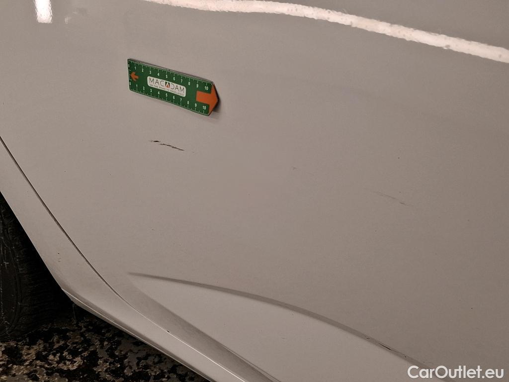  Renault  Megane  IV Berline 5pt. Société Air Nav 1.5 dCi 90CV BVM6 E6 #15