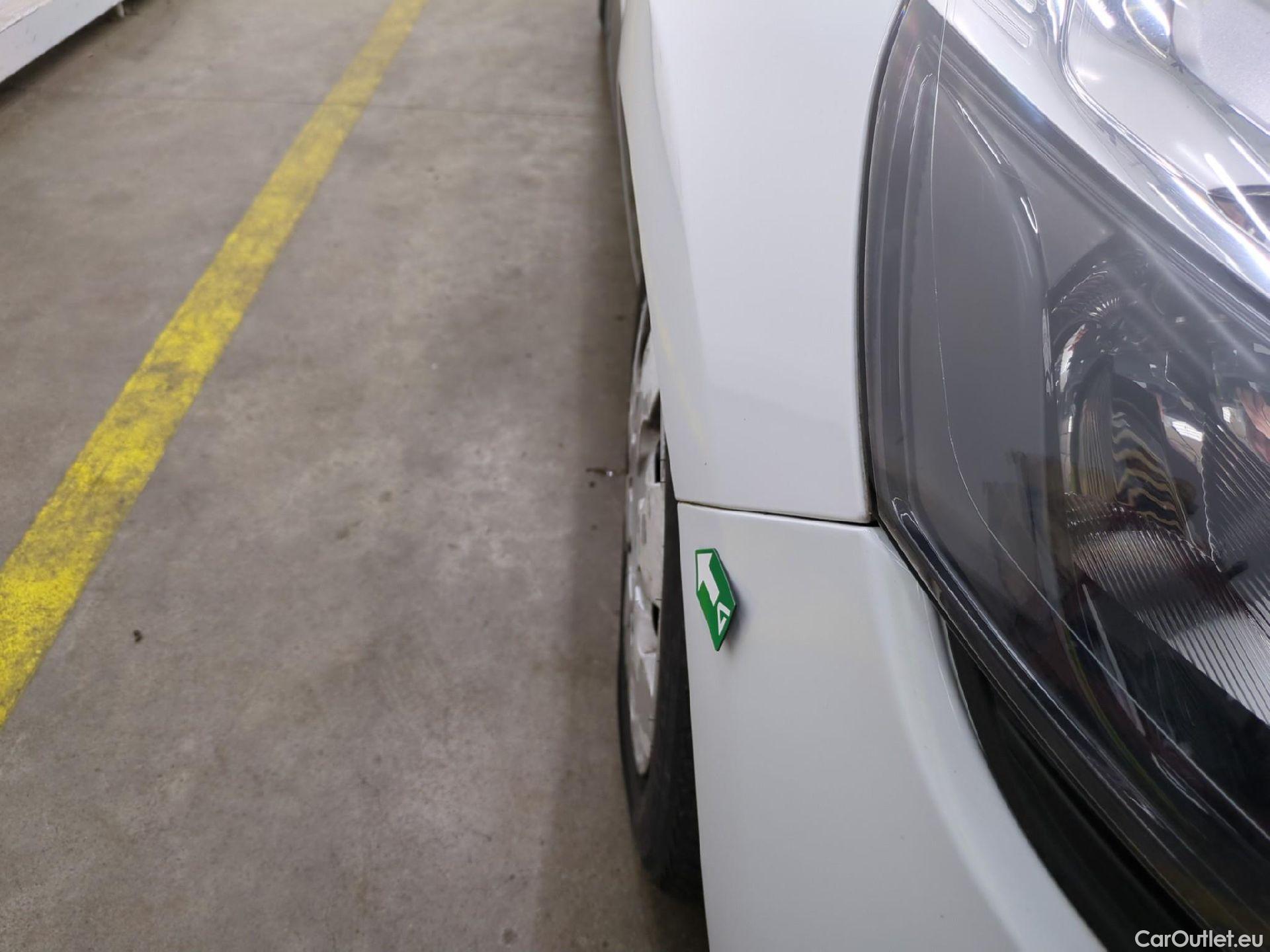  Renault  Clio  IV Air 1.5 dCi 75CV BVM5 E6 #21