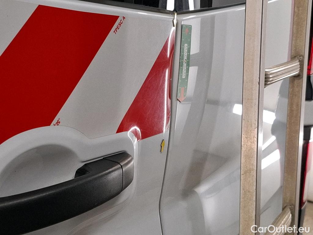  Renault  Trafic  Furgon L1H1 1200 Confort 1.6 dCi 145CV BVM6 E6 #16