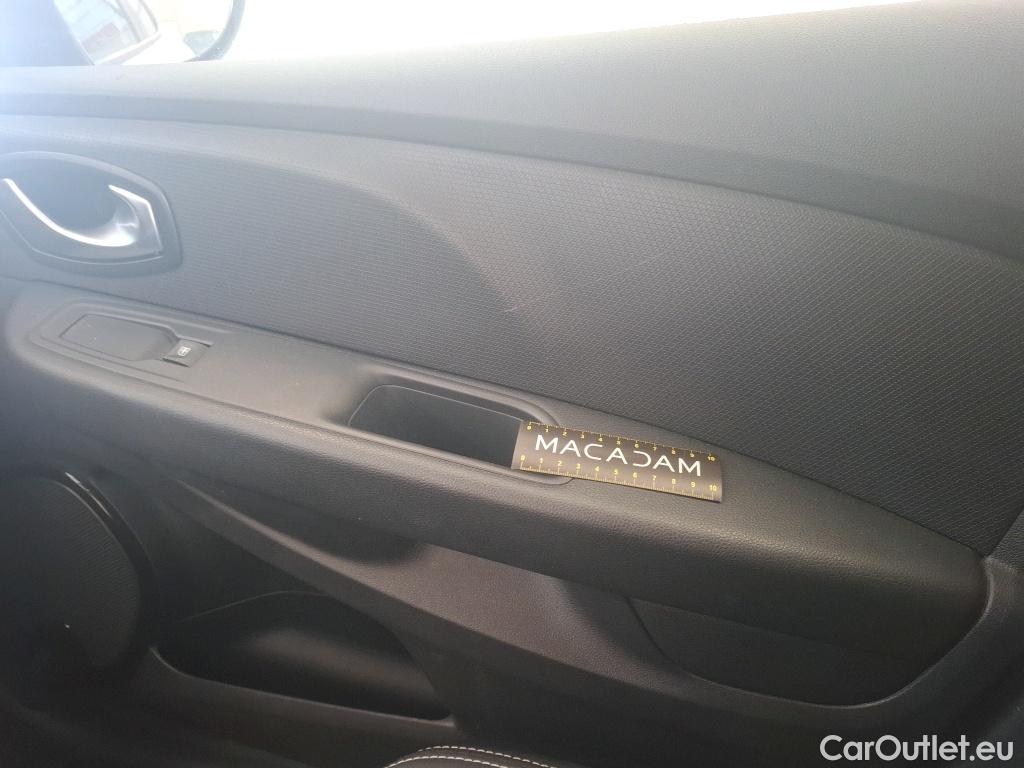  Renault  Clio RENAULT  Société VU 5p Berline Air Medianav dCi 90 #8