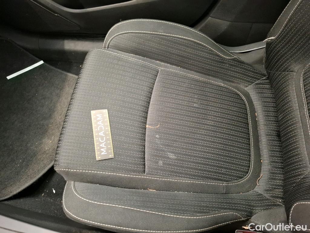  Renault  Megane RENAULT Mégane Berline 5p Berline Business TCe 115 FAP #38