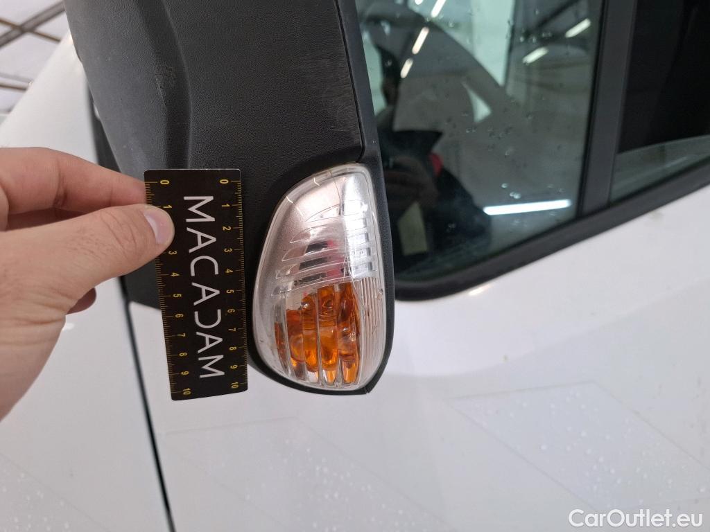  Renault  Master  III Fourgon L2H2 3 5 Grand Confort dCi 130CV BVM6 E6 #39