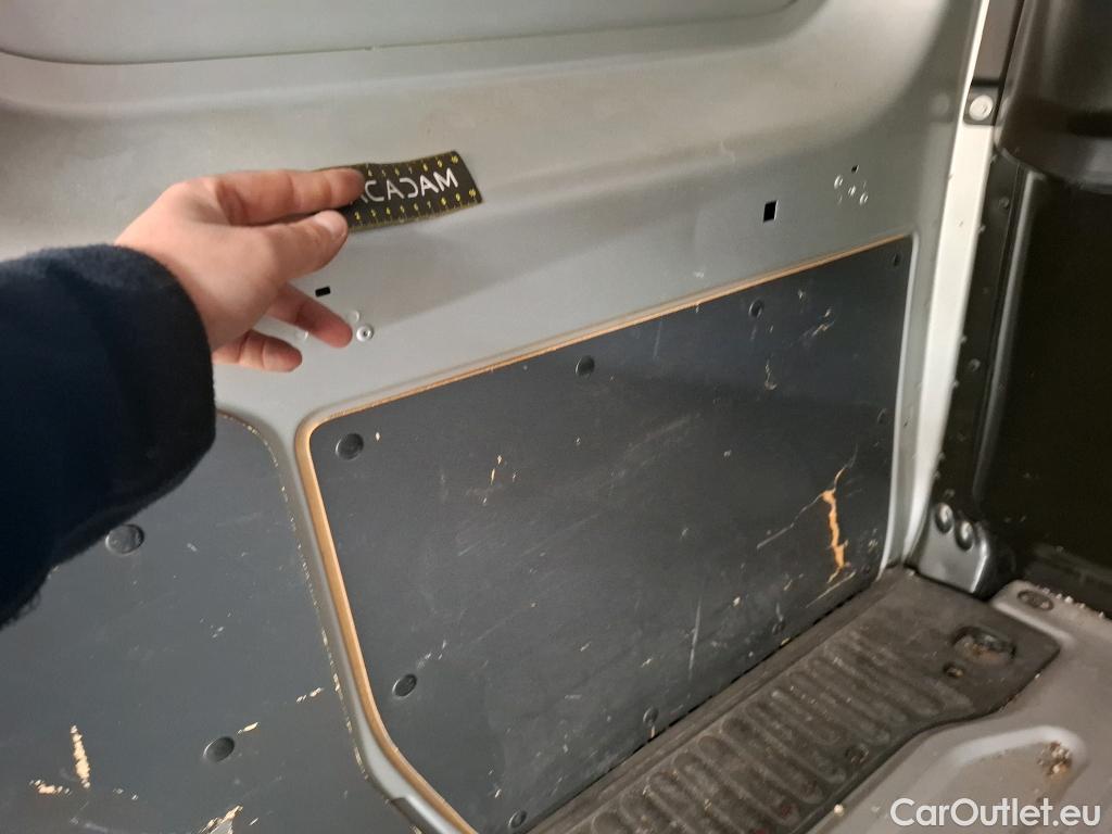  Renault  Kangoo RENAULT  Express VU 4p Fourgonnette Gd Volume Confort 1.5 dCi 90 #9