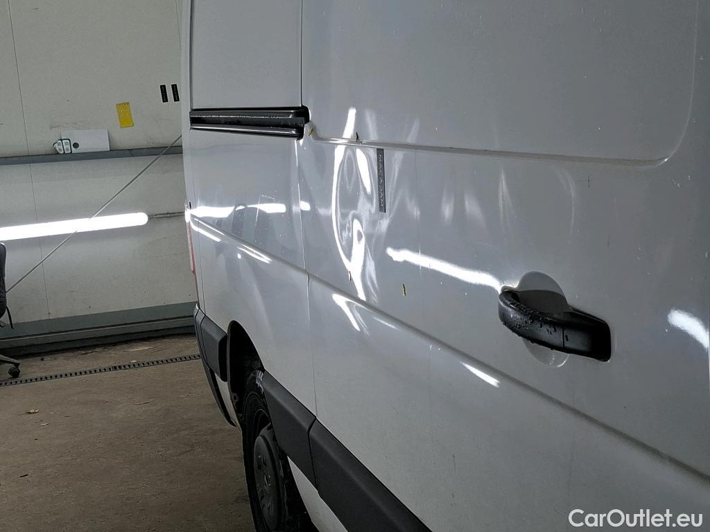  Renault  Master  III Fourgon L2H2 3 5 Grand Confort dCi 130CV BVM6 E6 #15