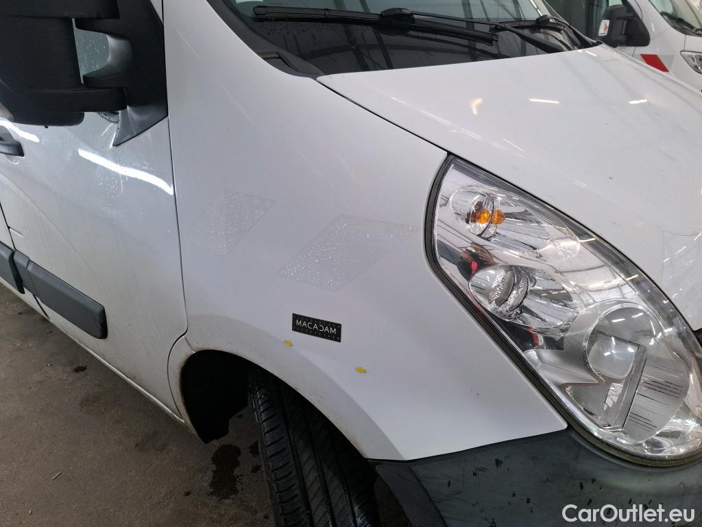  Renault  Master  III Fourgon L2H2 3 5 Grand Confort dCi 130CV BVM6 E6 #23