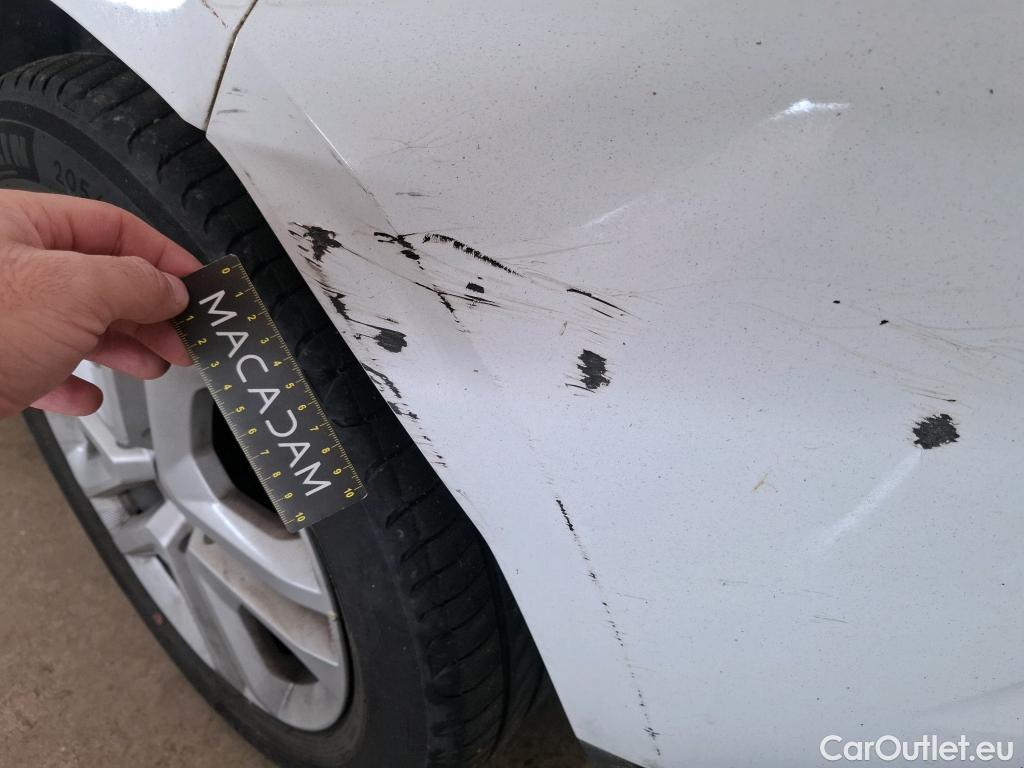  Renault  Megane RENAULT Mégane Berline 5p Berline Business TCe 115 FAP #4